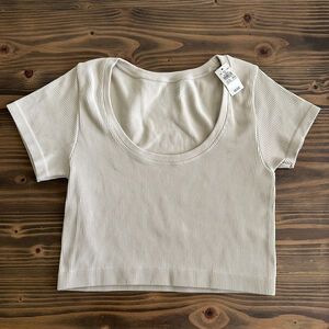 Women’s OFFLINE by Aerie Ribbed Scoop Neck Crop Top XL Beige New with Tags